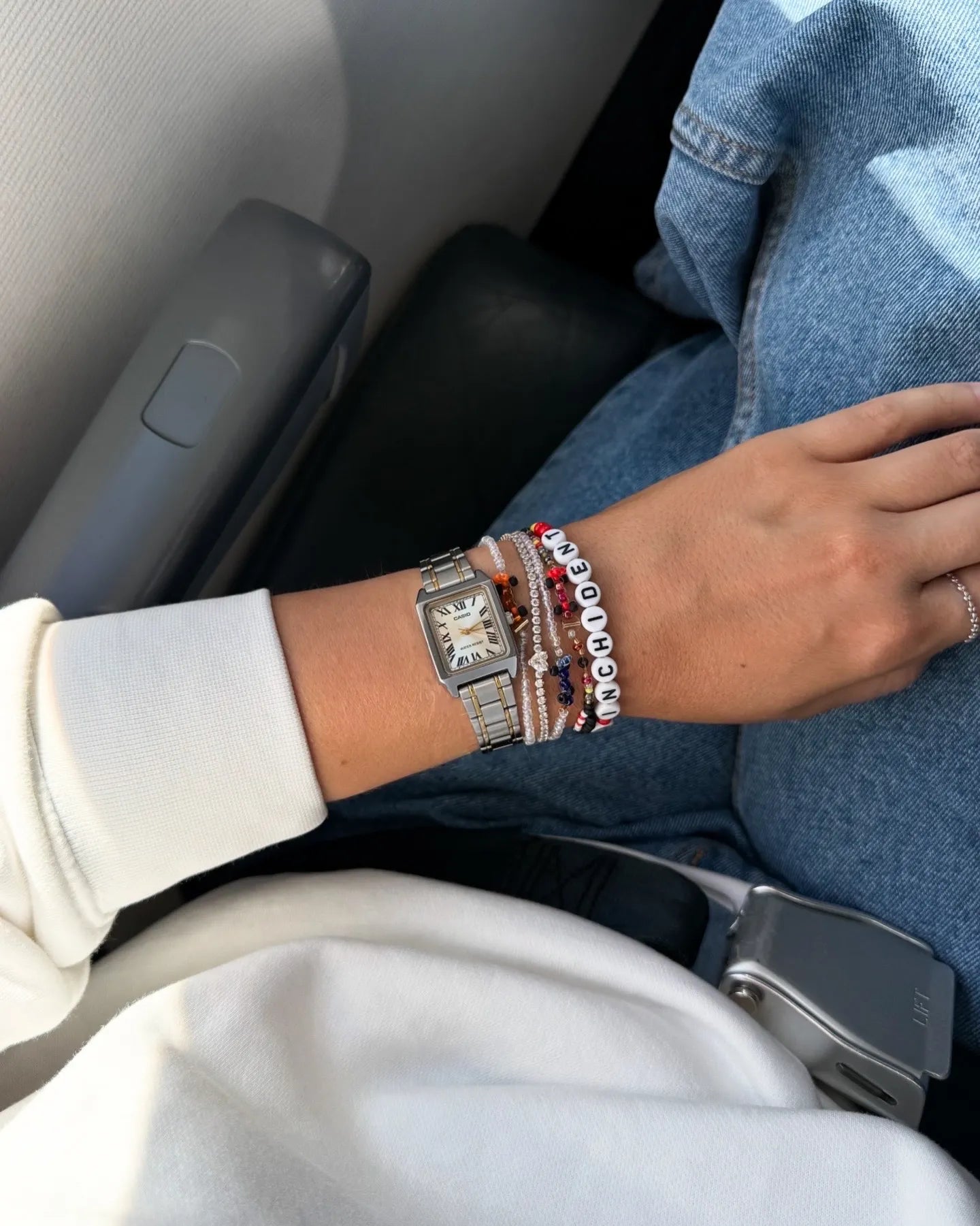 blue on-track livery | williams-inspired race car bracelet